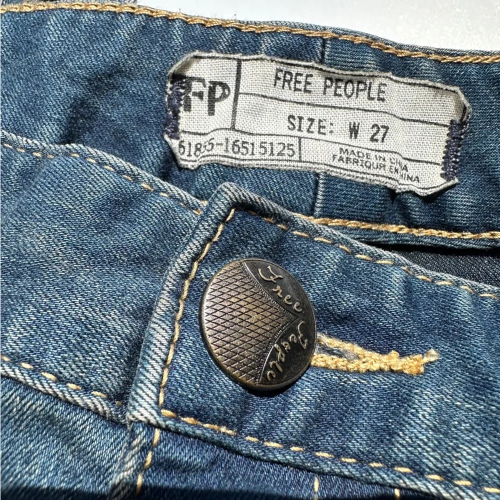 NWOT Free People Skinny Straight Leg Blue Denim Jeans - Picture 3 of 12